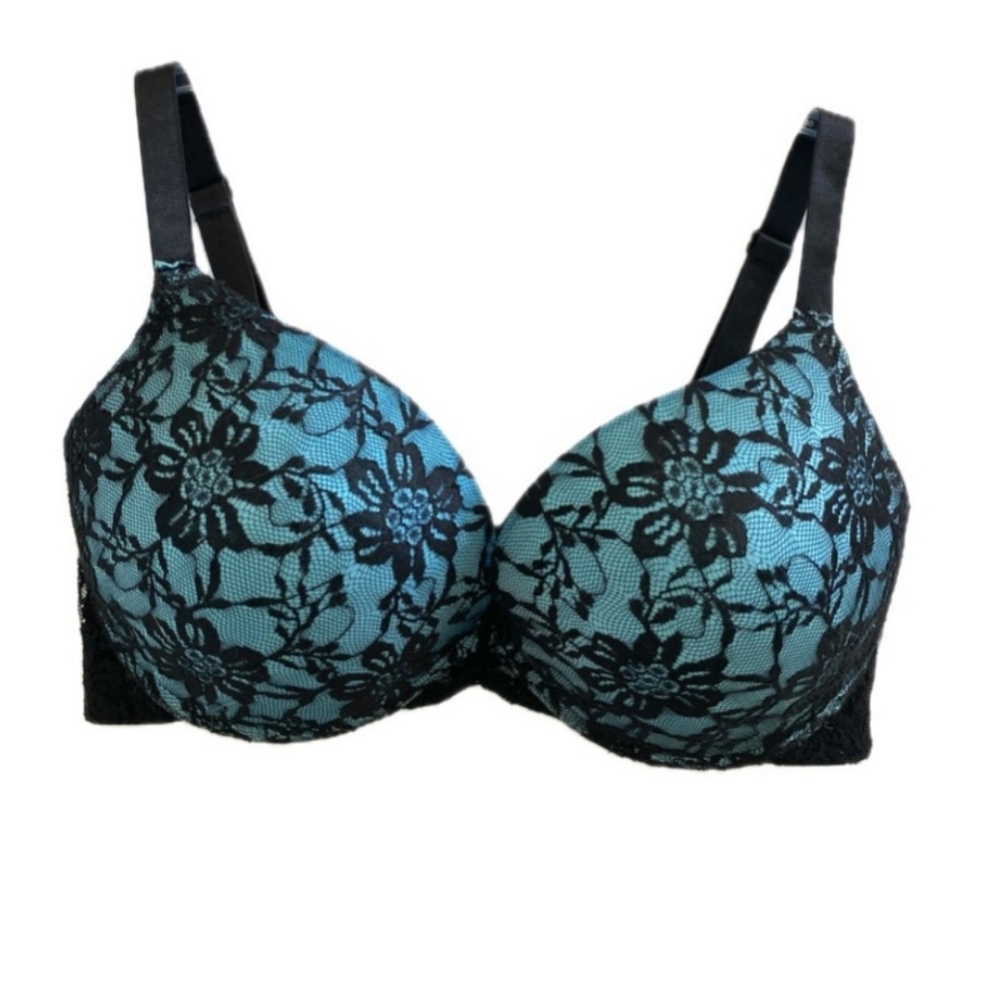 36D Frederick's of Hollywood